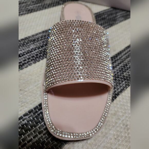 Rhinestone Slides   - Picture 4 of 4